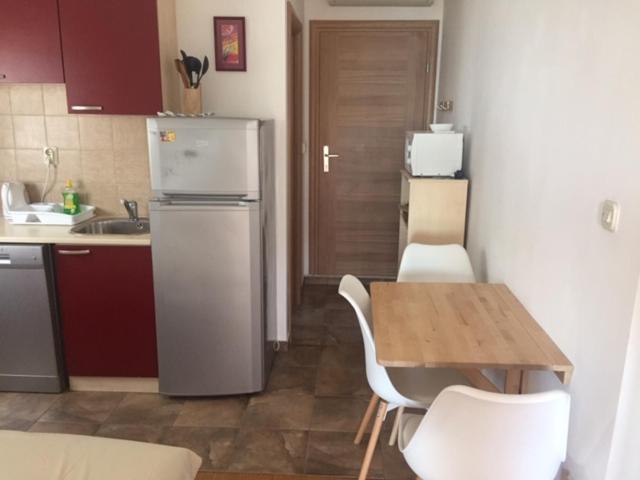 פודסטראנה Apartments Karaman מראה חיצוני תמונה