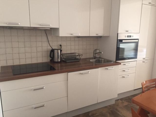 פודסטראנה Apartments Karaman מראה חיצוני תמונה